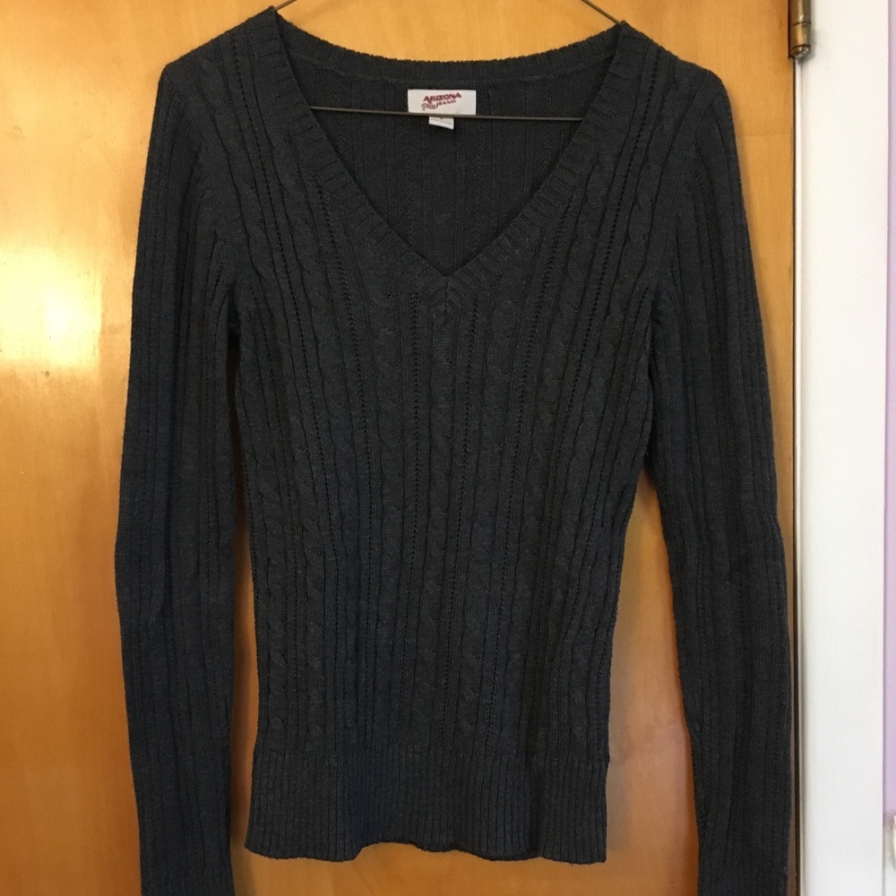 𝗚𝗿𝗲𝘆 𝗦𝘄𝗲𝗮𝘁𝗲𝗿